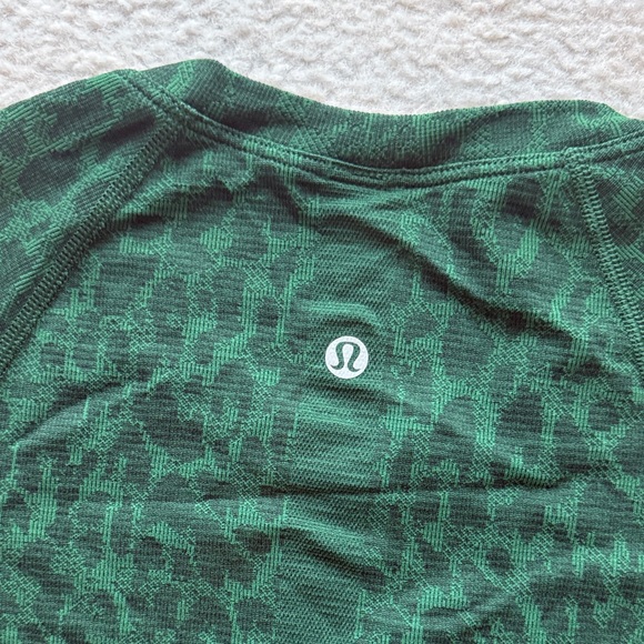 Lululemon Swiftly Tech Long Sleeve Shirt 2.0 Race Length - Picture 4 of 8